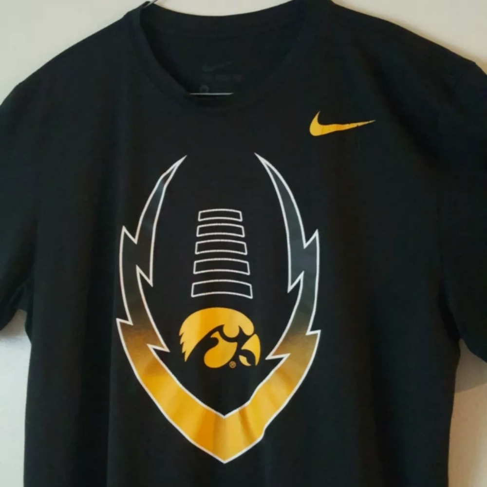 nike shirt men's
